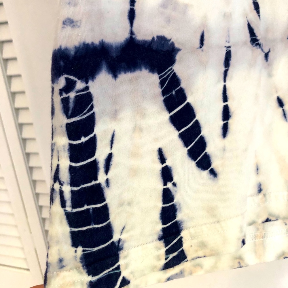 Tie-Dye EARTHBOUND Trading Cō Long Cut T-Shirt - Picture 6 of 7